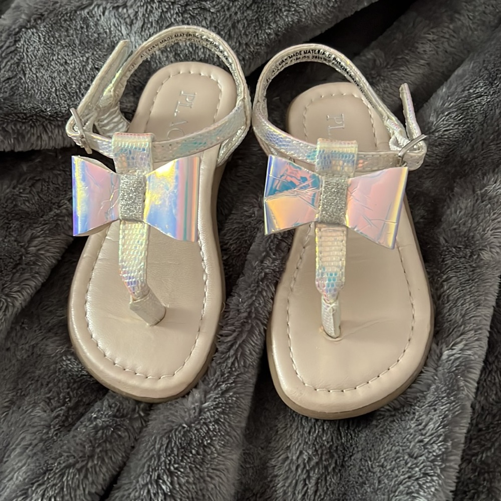 Toddler sandals - Picture 2 of 3